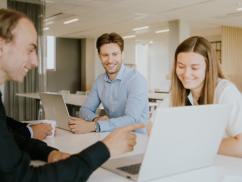 Case Opticor door studio Roger